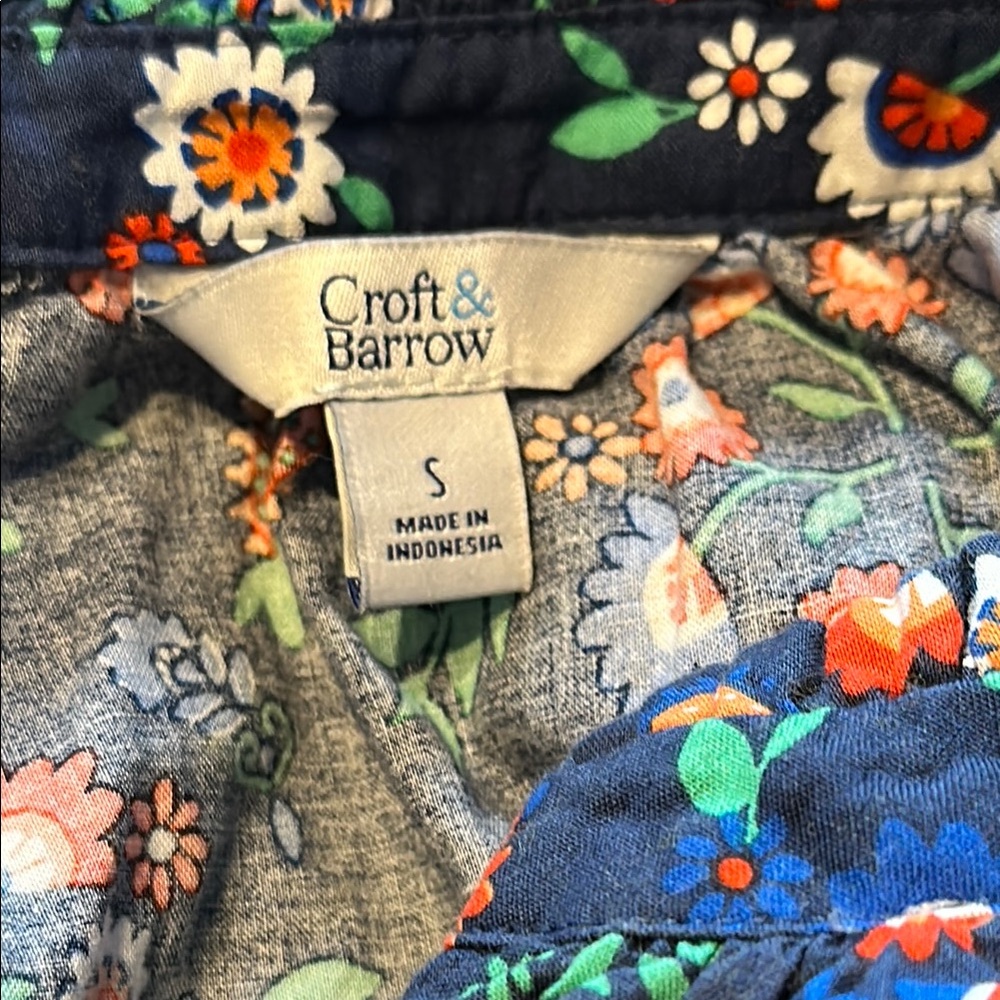 Floral Blue Women's Top - Picture 6 of 7